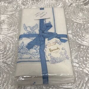 Harrods Blue and White Bird Design Napkin Set of 4